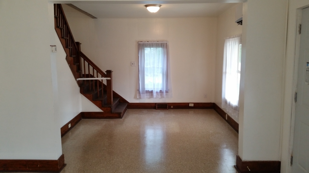 580 Harrison Ave – photo 2