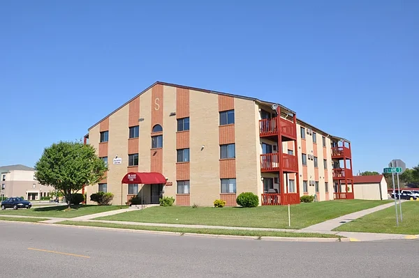Skaff Apartments - Moorhead – photo 4