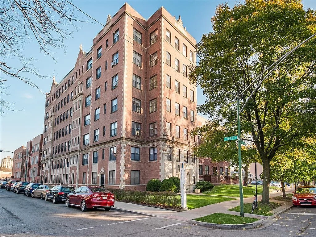 Ivy Tower – photo 2