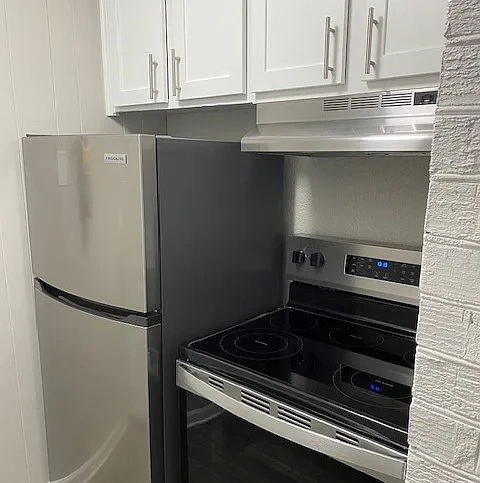 Willow Lake Apartments – photo 4