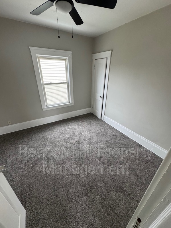 7923 Connecticut Ave – photo 3