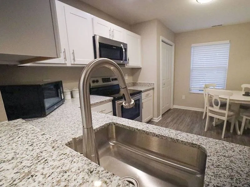Fairfield Lakes Townhomes – photo 4
