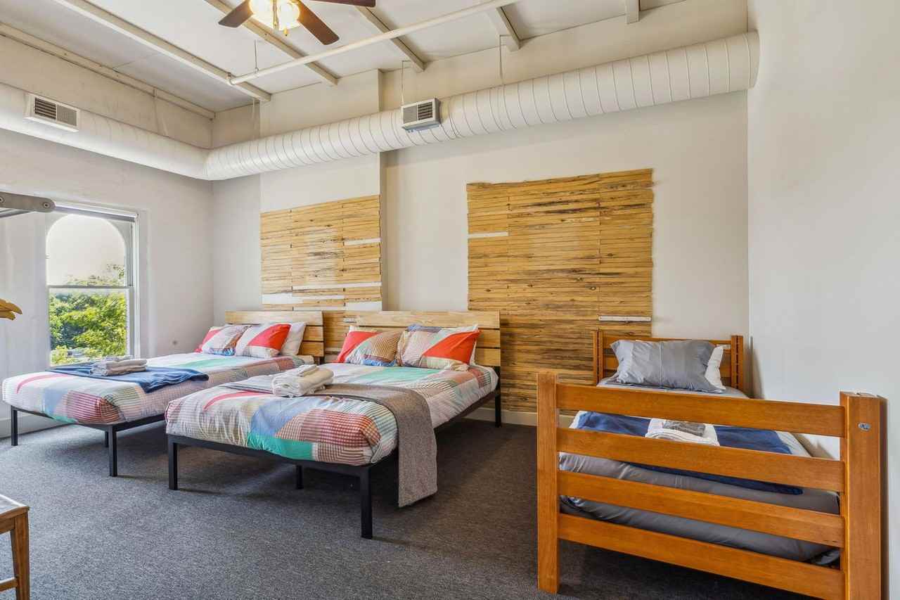 2078 West 25th Street – photo 3