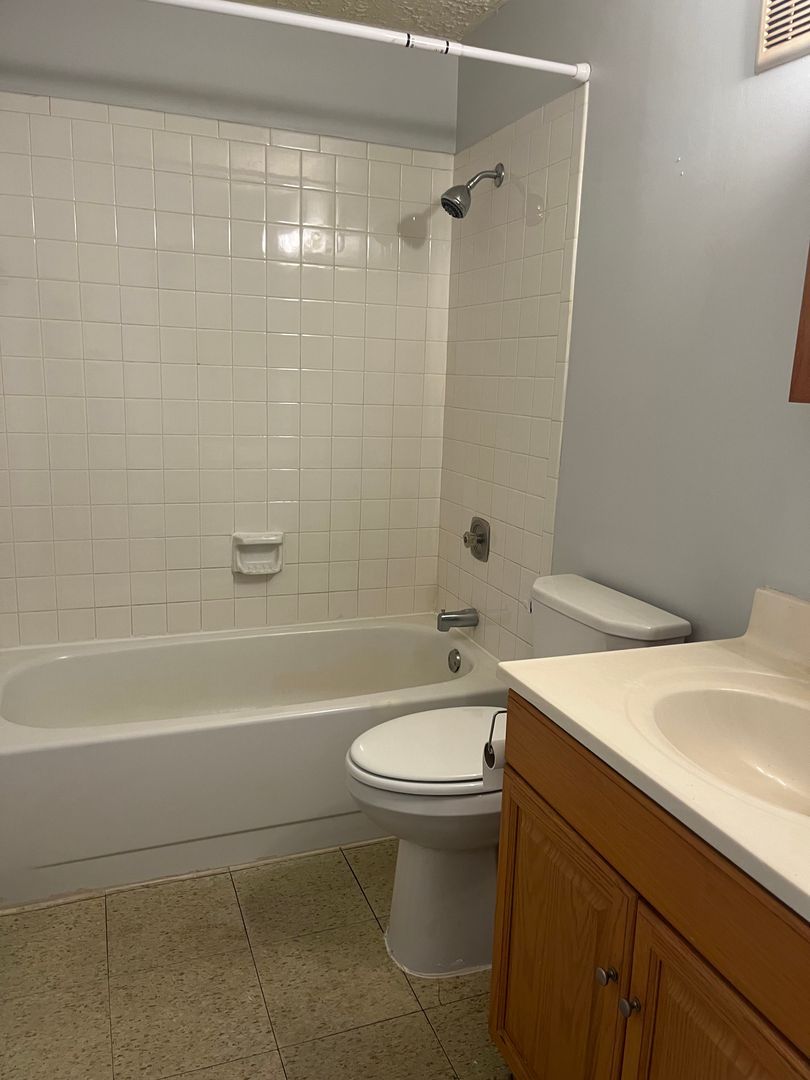 335 Sterling Ave unit A309 – photo 4