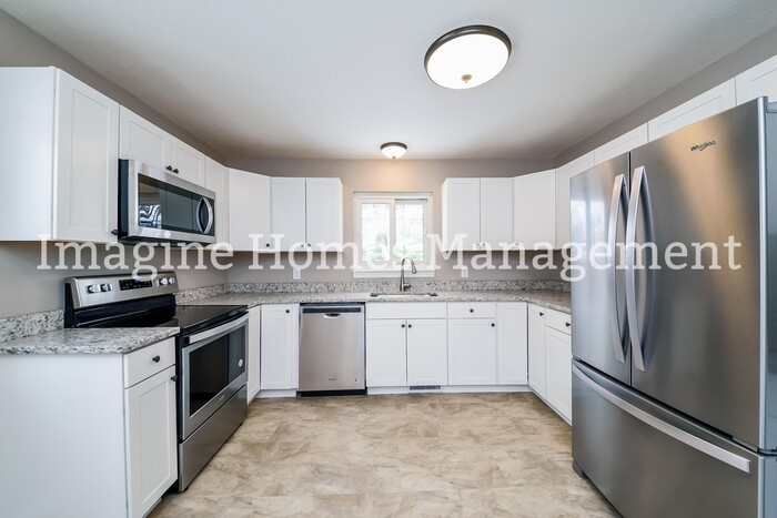 6645 Forest Glen Ave – photo 4