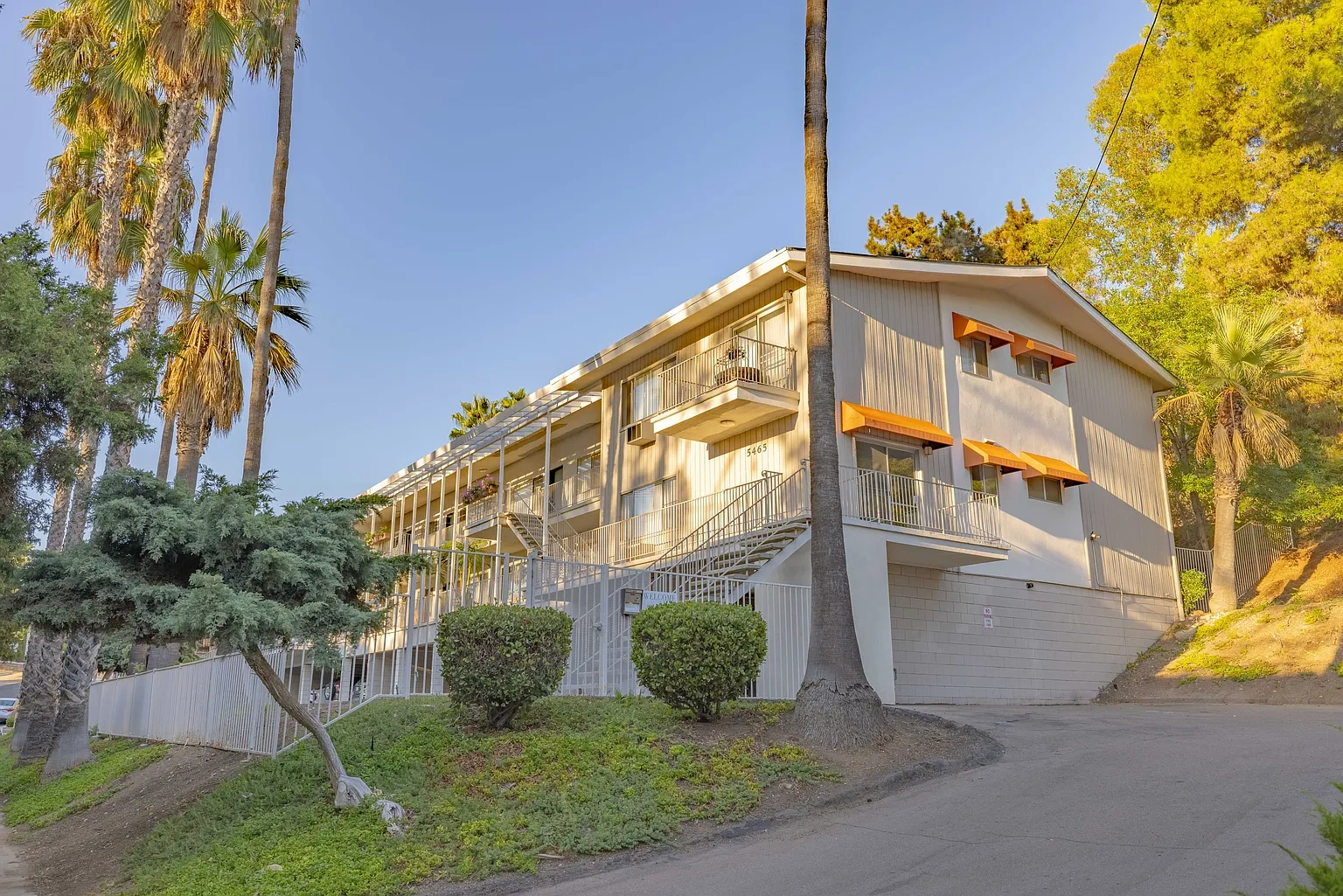 Villa Knolls Apartments – photo 5