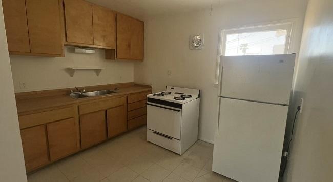1070 W 11th St – photo 5