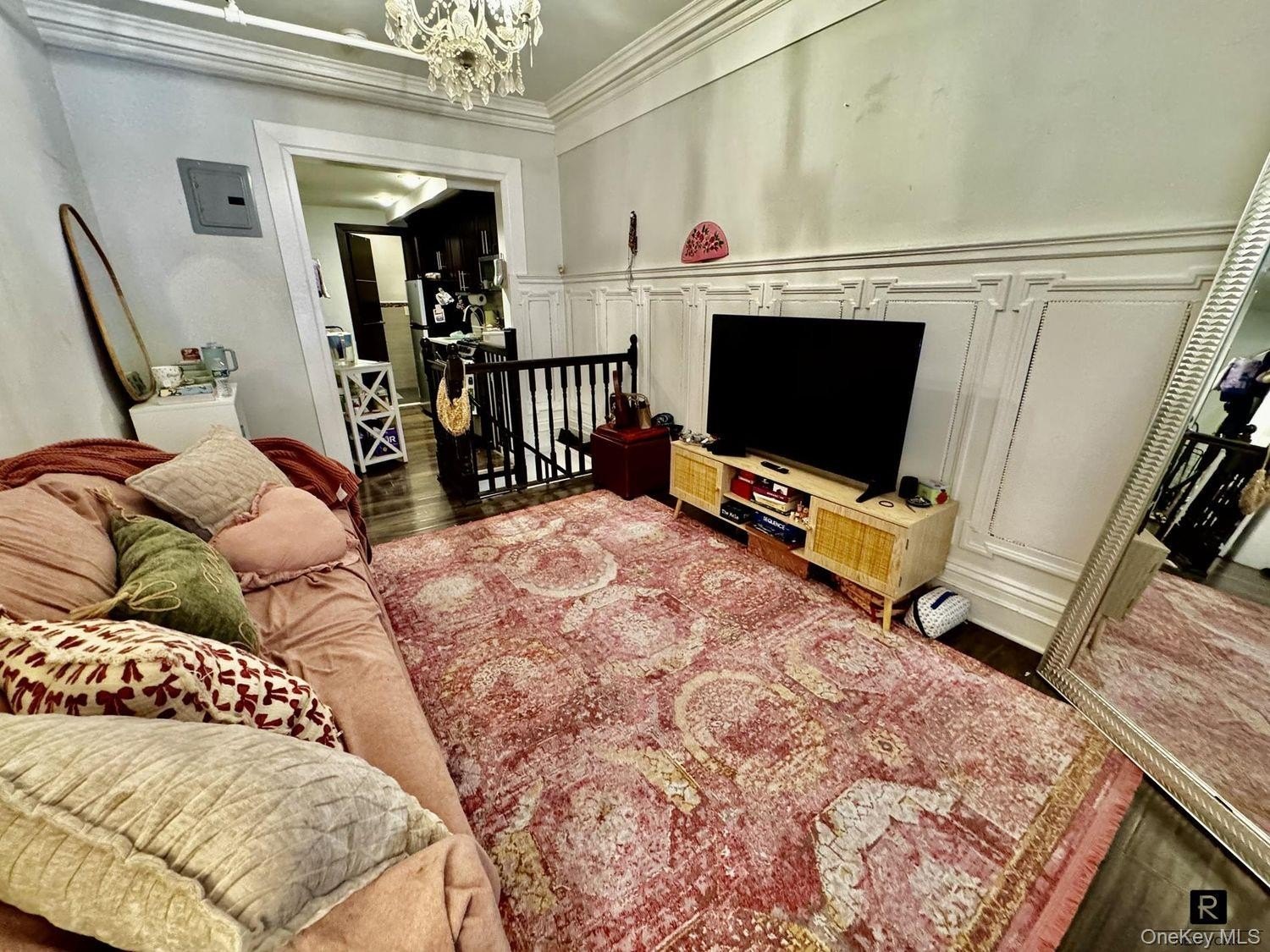 321 W 89th St #2 – photo 2