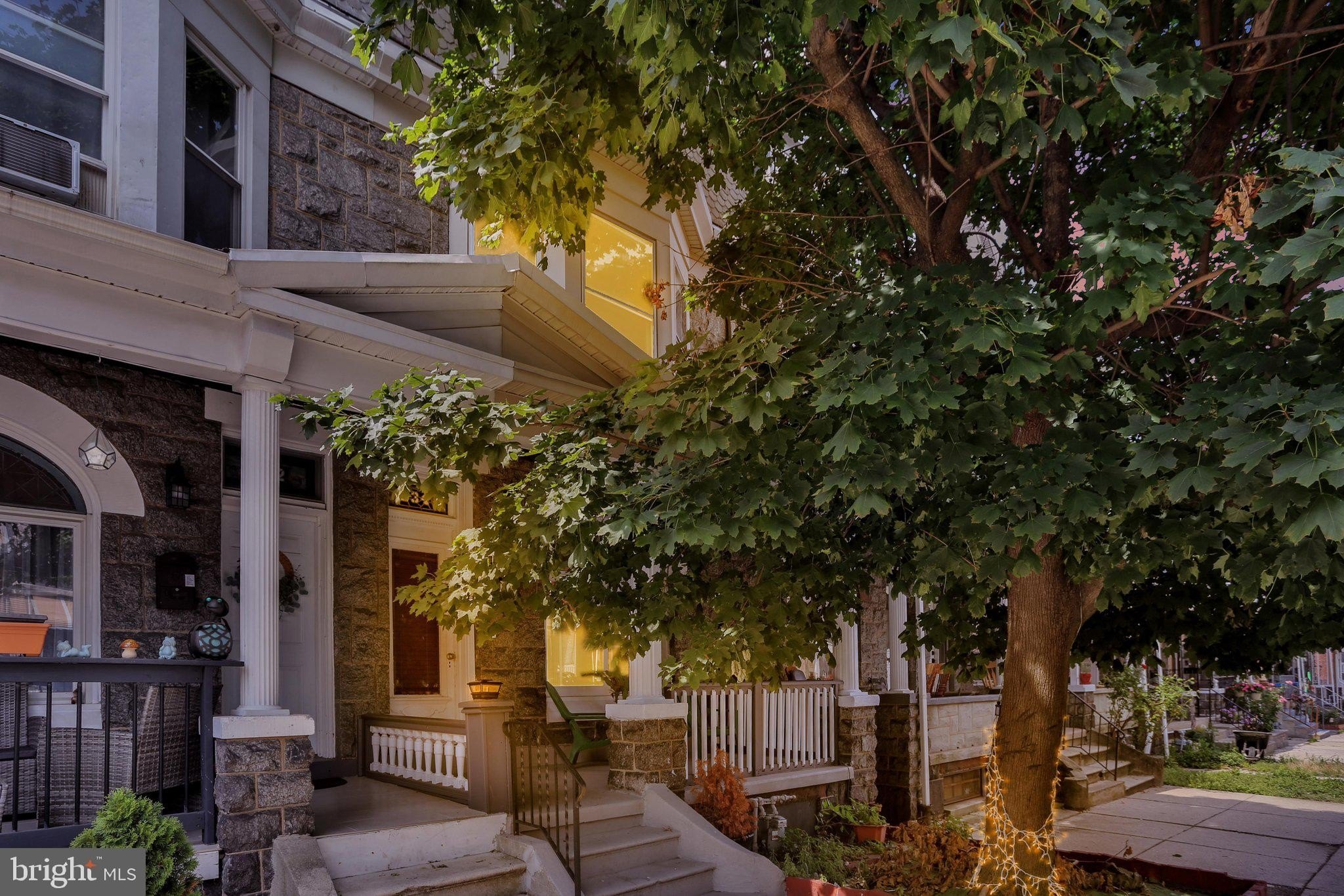 234 W Douglass St – photo 2