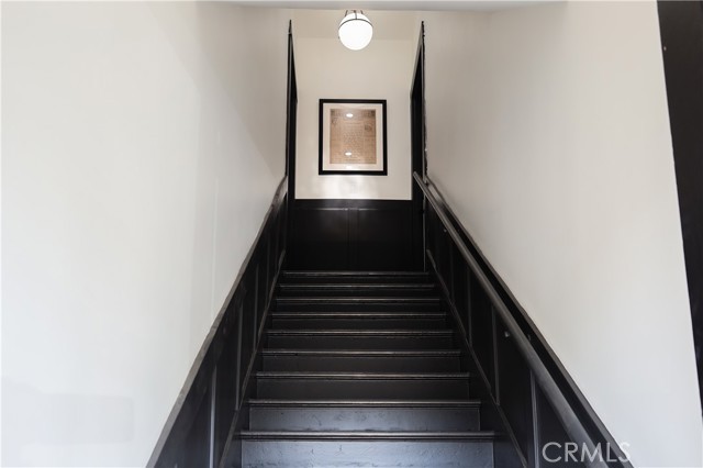 1037 Gladys Ave unit 1033 – photo 3