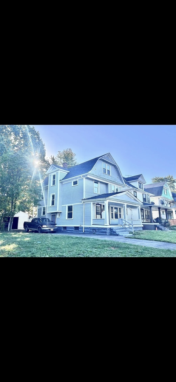1229 Melbourne Rd – photo 2