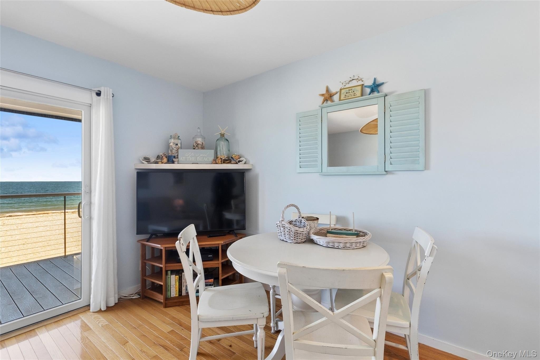 16 Navy Rd #206 – photo 5