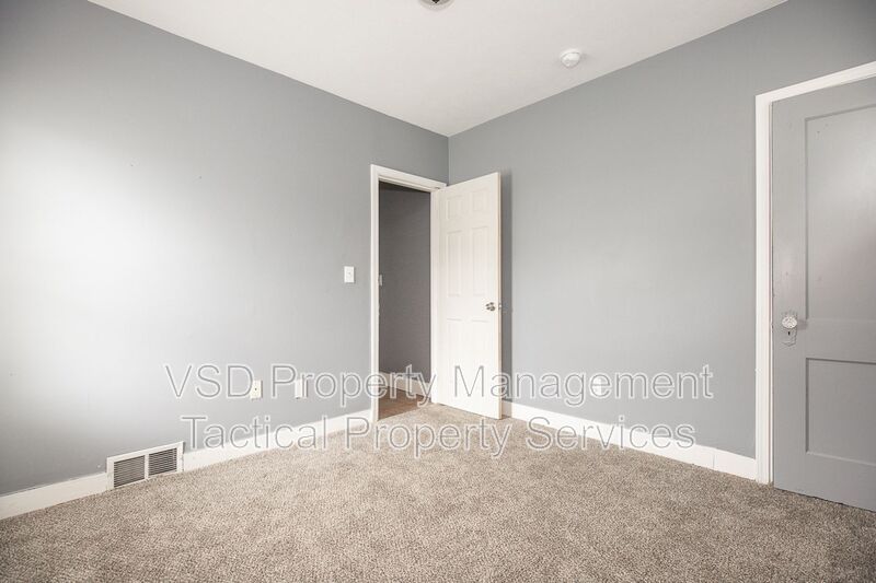 3486 W 60th St – photo 5