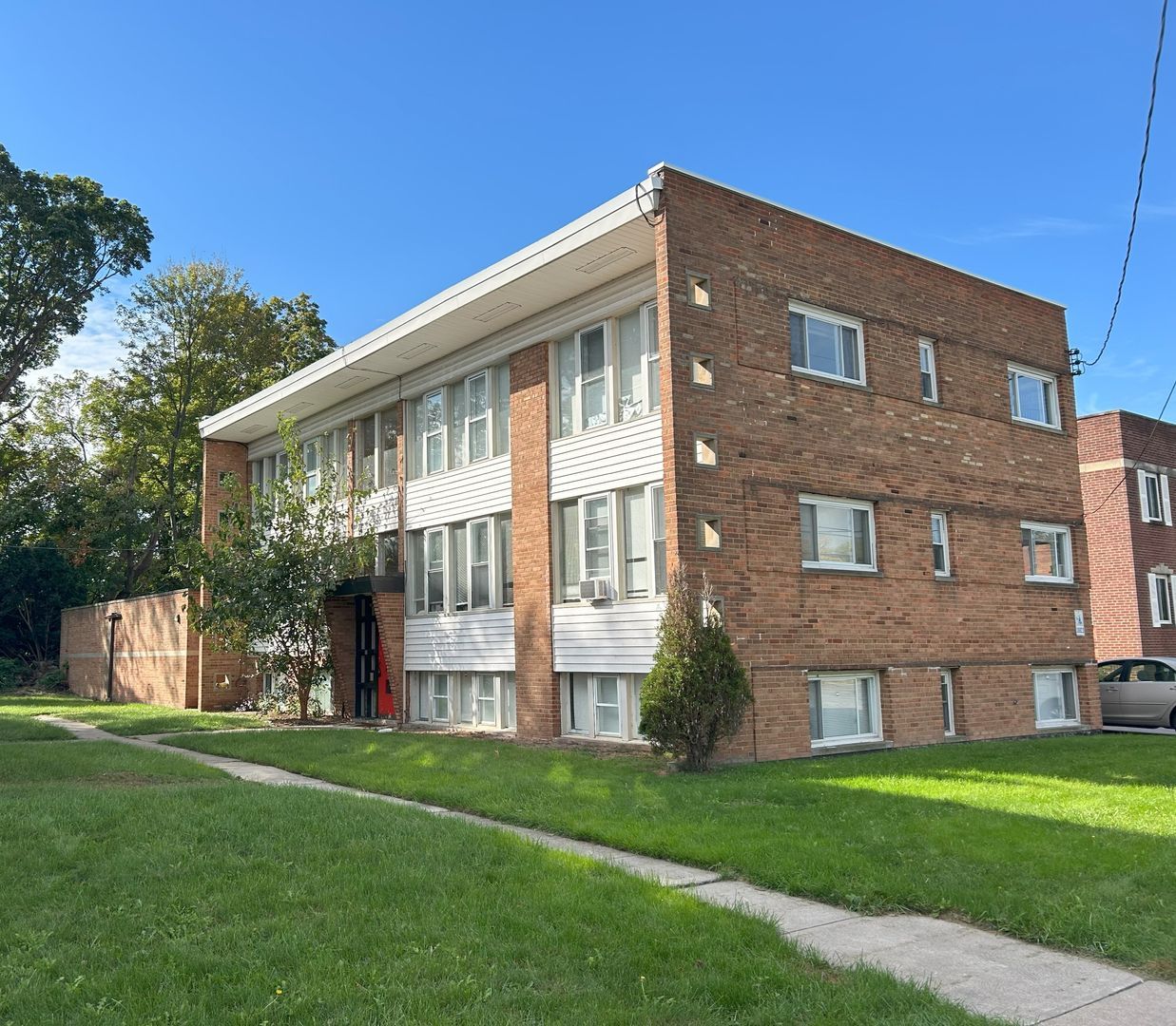 18923 Hilliard Blvd unit Unit 4 – photo 4
