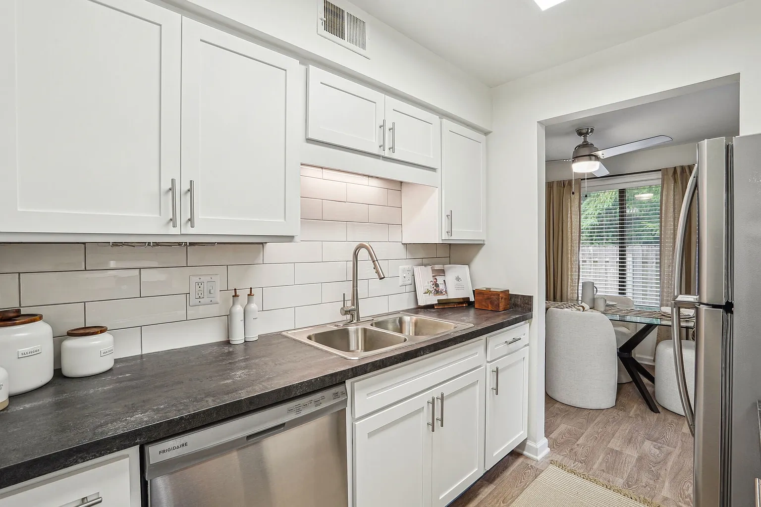 Woodbridge Apartments – photo 3