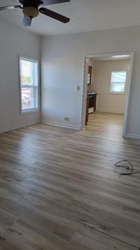 207 E Mechanic St unit 207 1-2 E. Mechanic St – photo 3