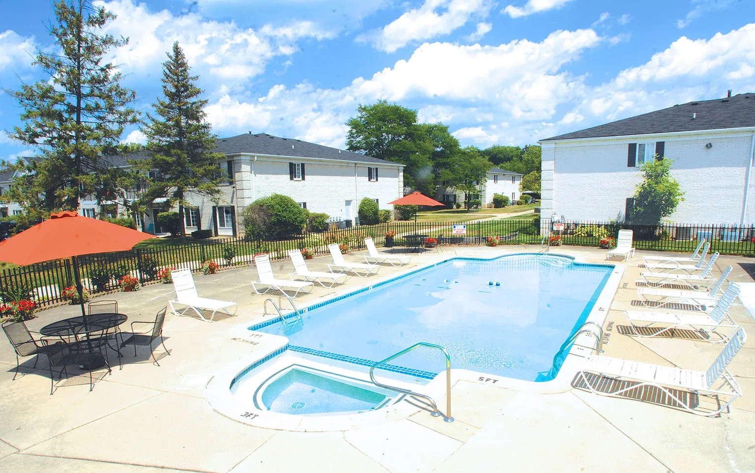 Colony Park Apartments – photo 4