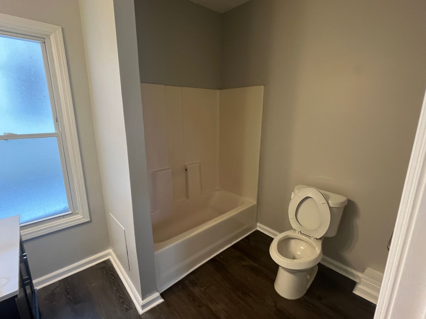 7728 Elton Ave – photo 4
