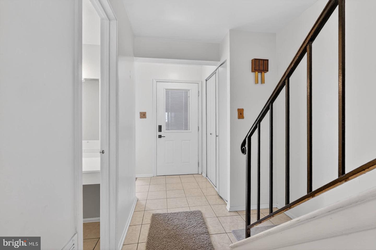 2430 Sun Valley Cir unit 7-B – photo 5