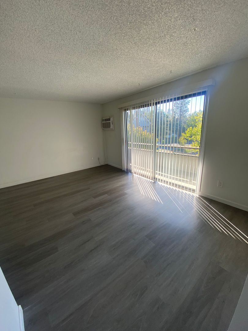 1622 W 7th Ave unit 102 – photo 5