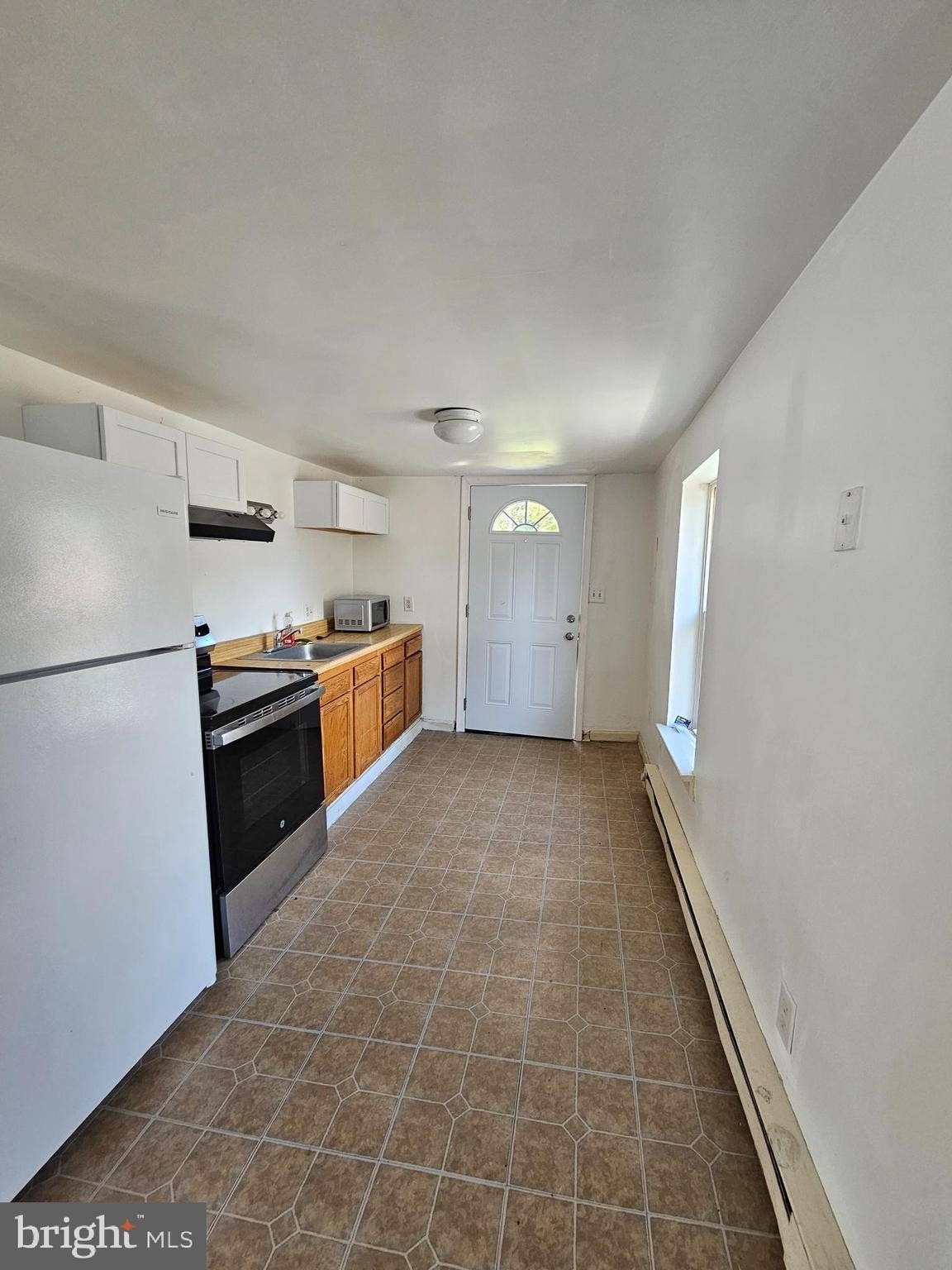 29 N New St #B – photo 4