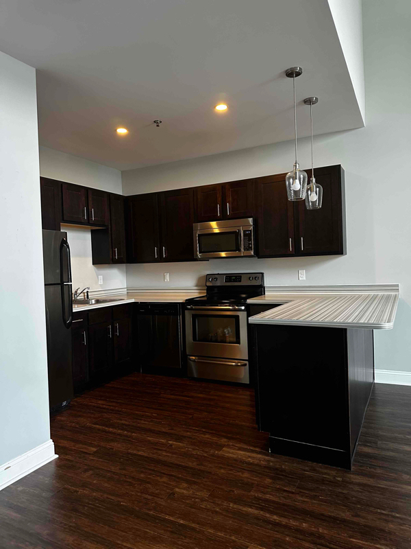 970 Ridge Ave unit 5 – photo 1