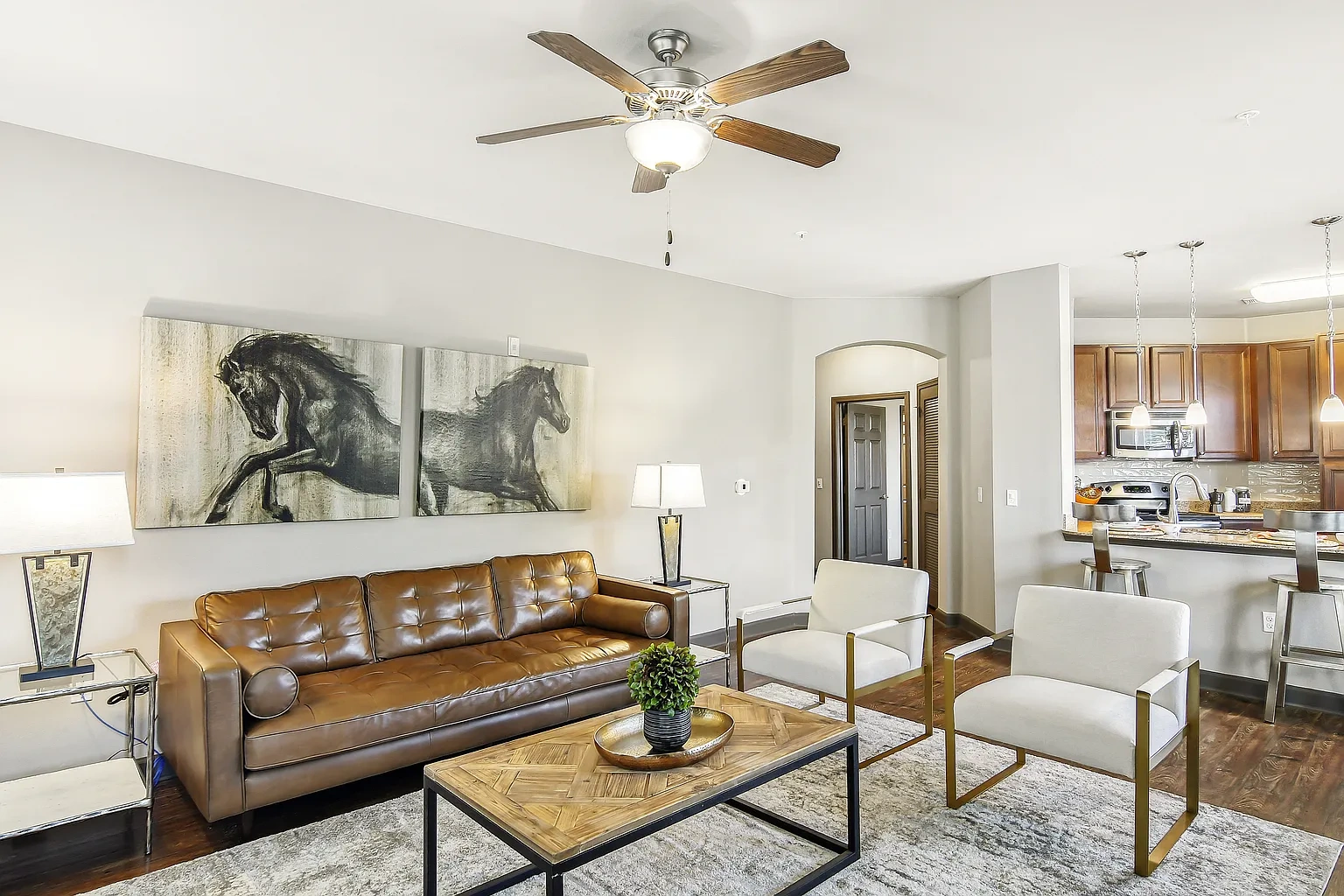 Wellington Grande Apartment Homes – photo 3
