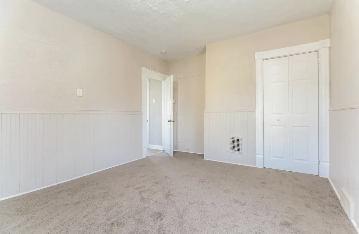 1518 E Pearl Ave – photo 2