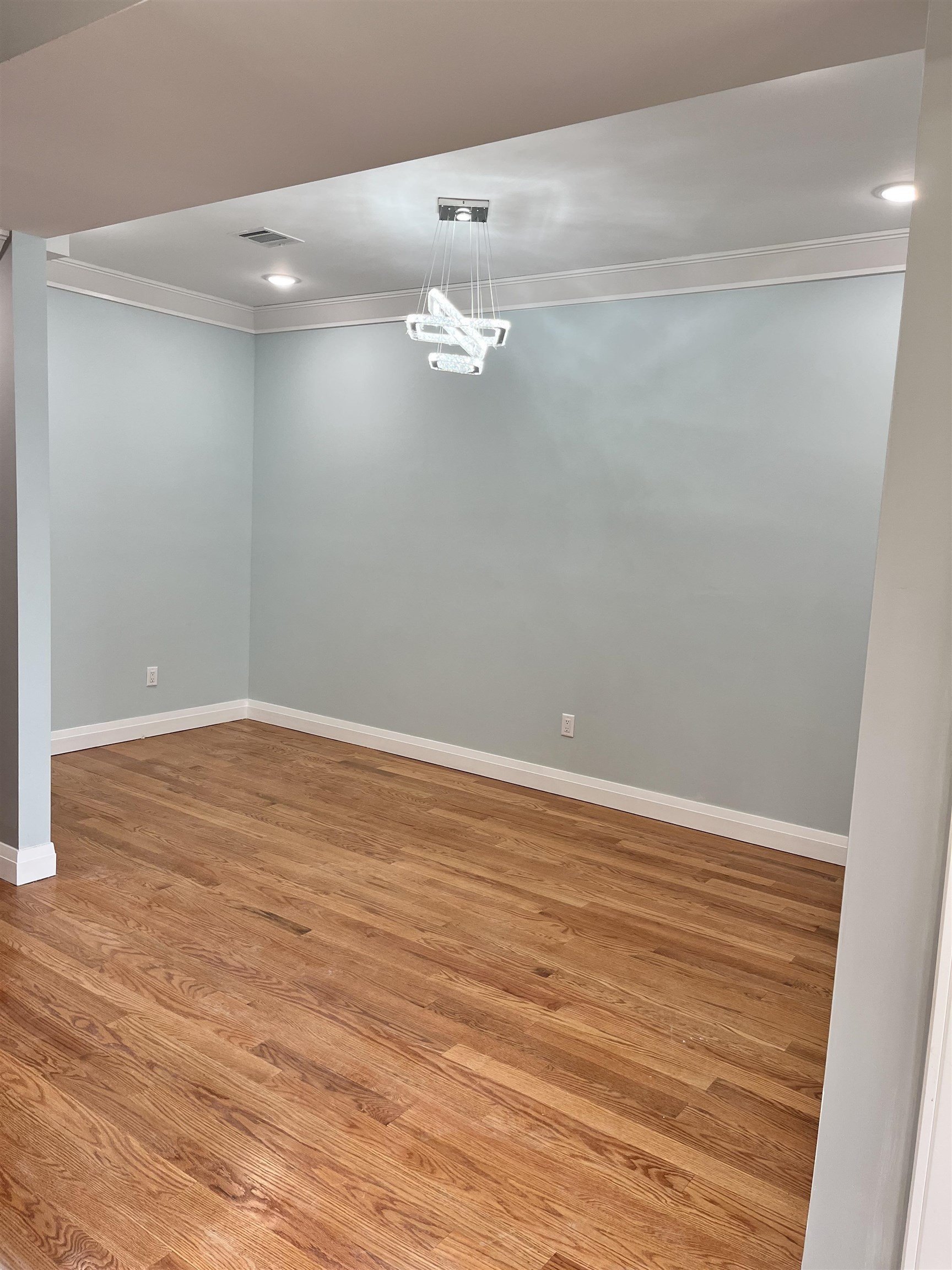 29 Wallis Ave #2 – photo 4