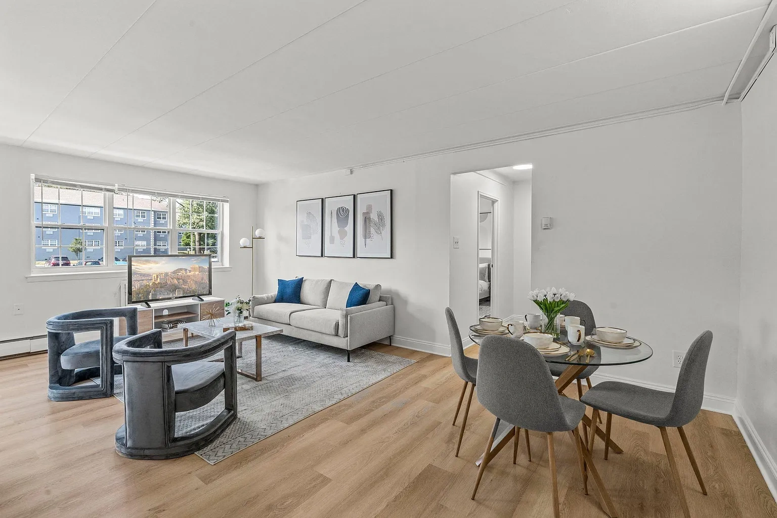 Chestnut Hill Village Apartments – photo 4