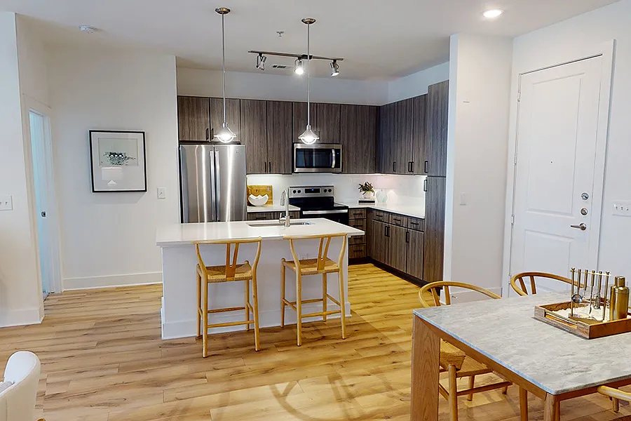 2125 Yale St – photo 1