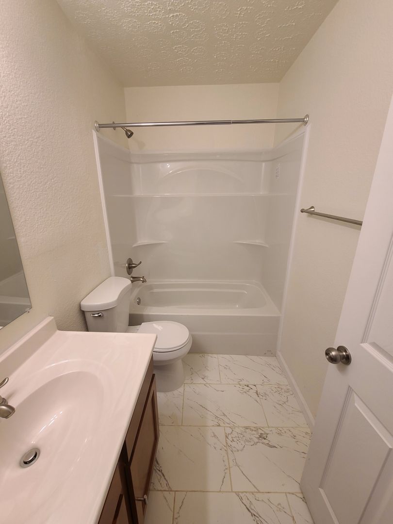 251 W High St unit D – photo 5