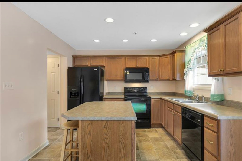 225 Persimmon Lane – photo 5
