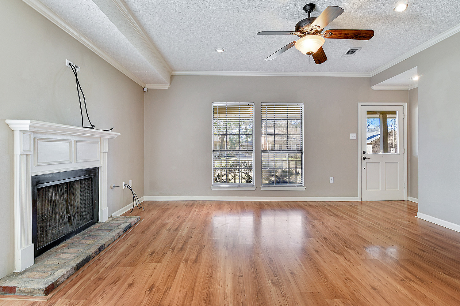 4047 Country View Dr – photo 4
