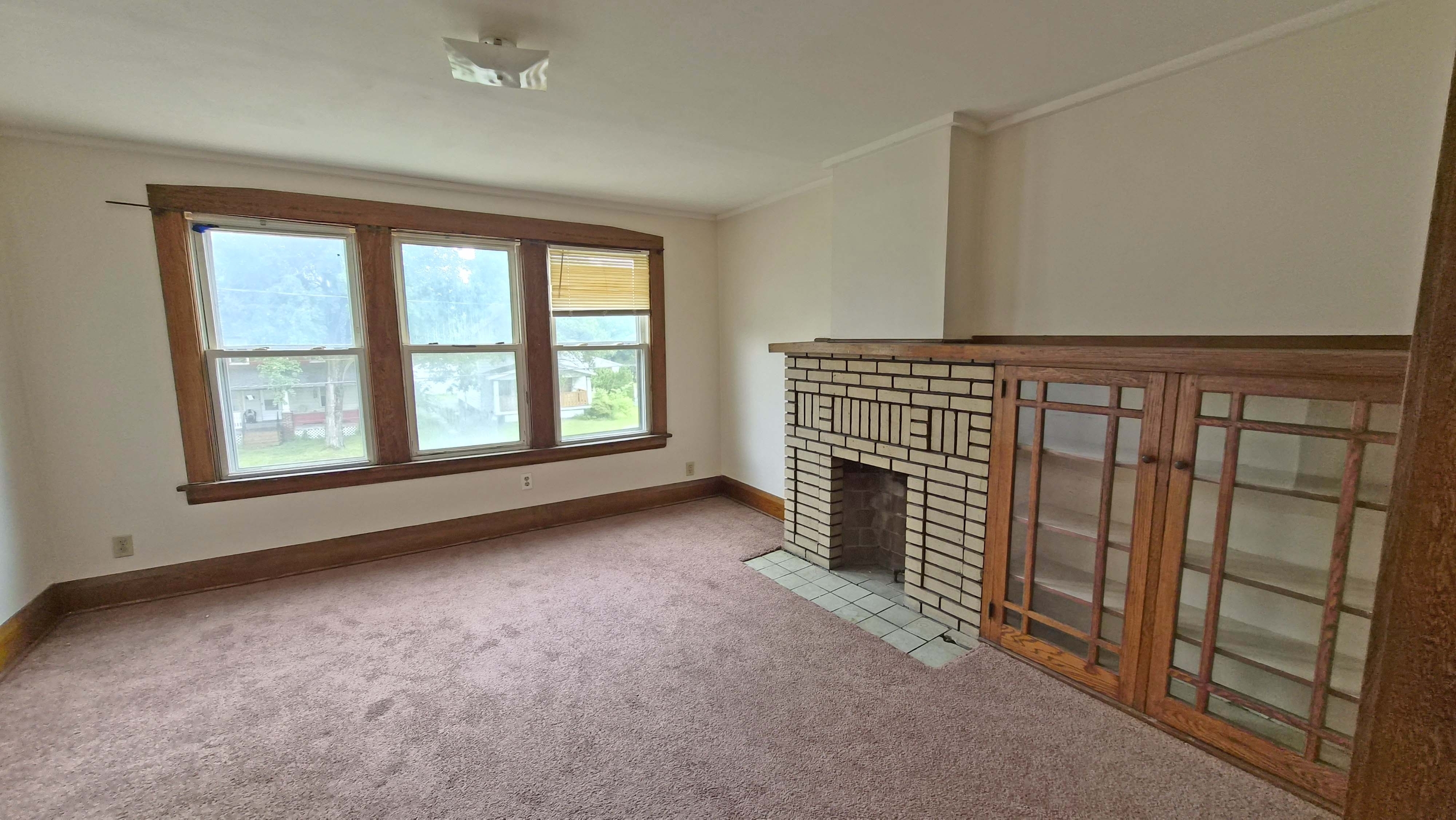 52 N Brockway Ave unit # 3 – photo 2