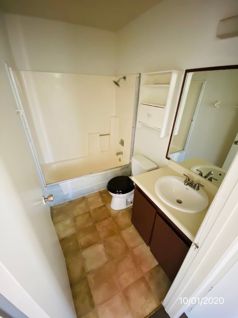 917 Bridgewater St – photo 3