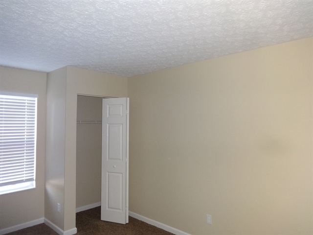 987 Drayson Dr – photo 5