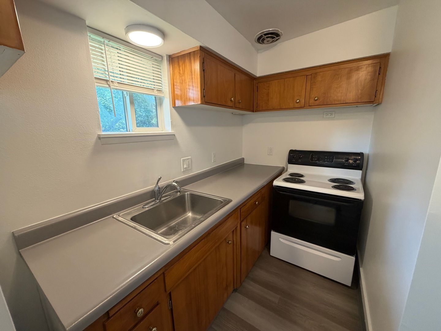 7814 E Indiana Ave unit #6 – photo 4