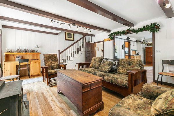 2726 View Dr unit Main House – photo 3
