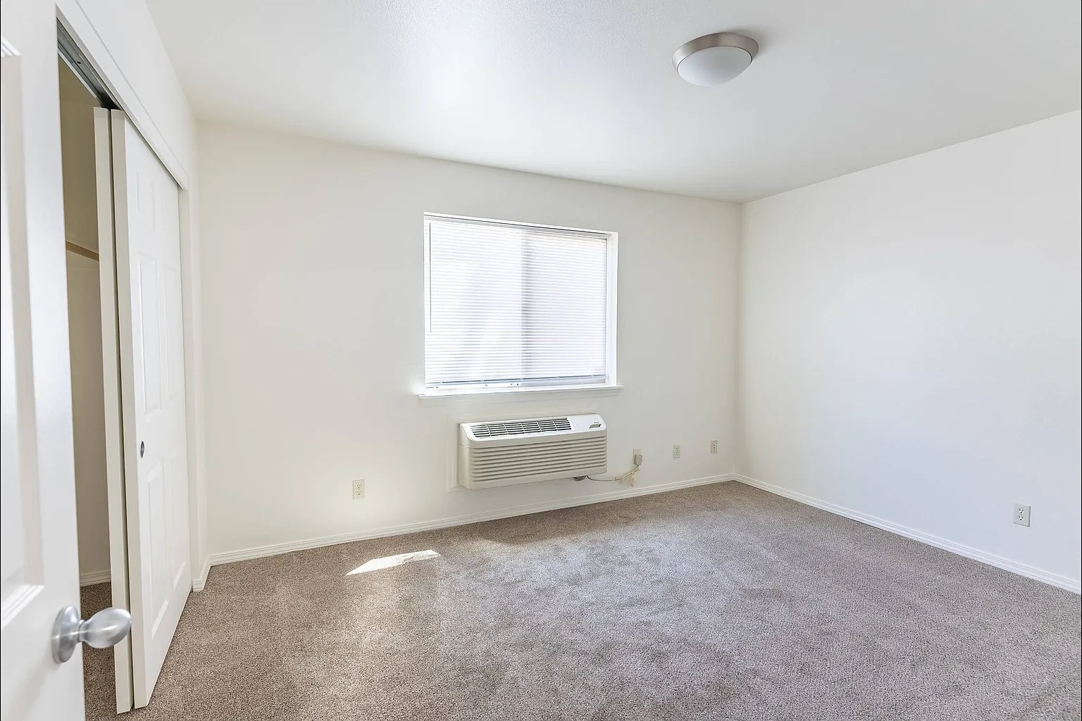 Stoneplace Apartment Homes – photo 1