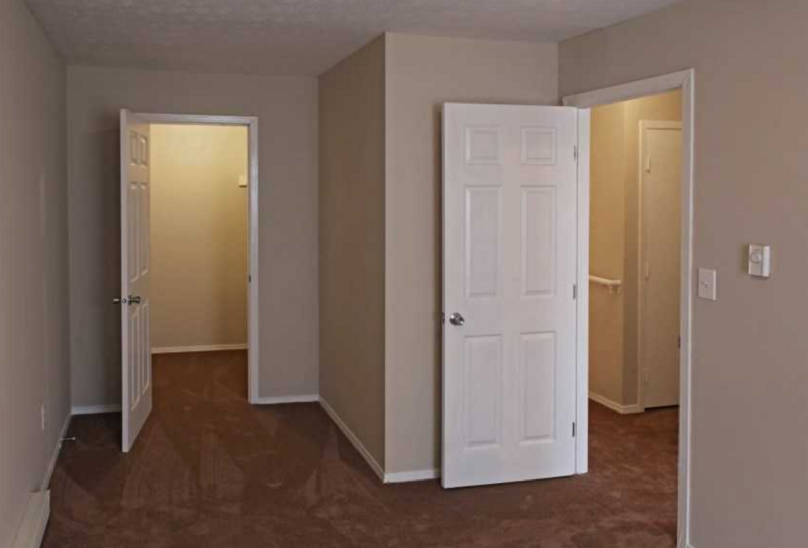 138 Bryan St – photo 5