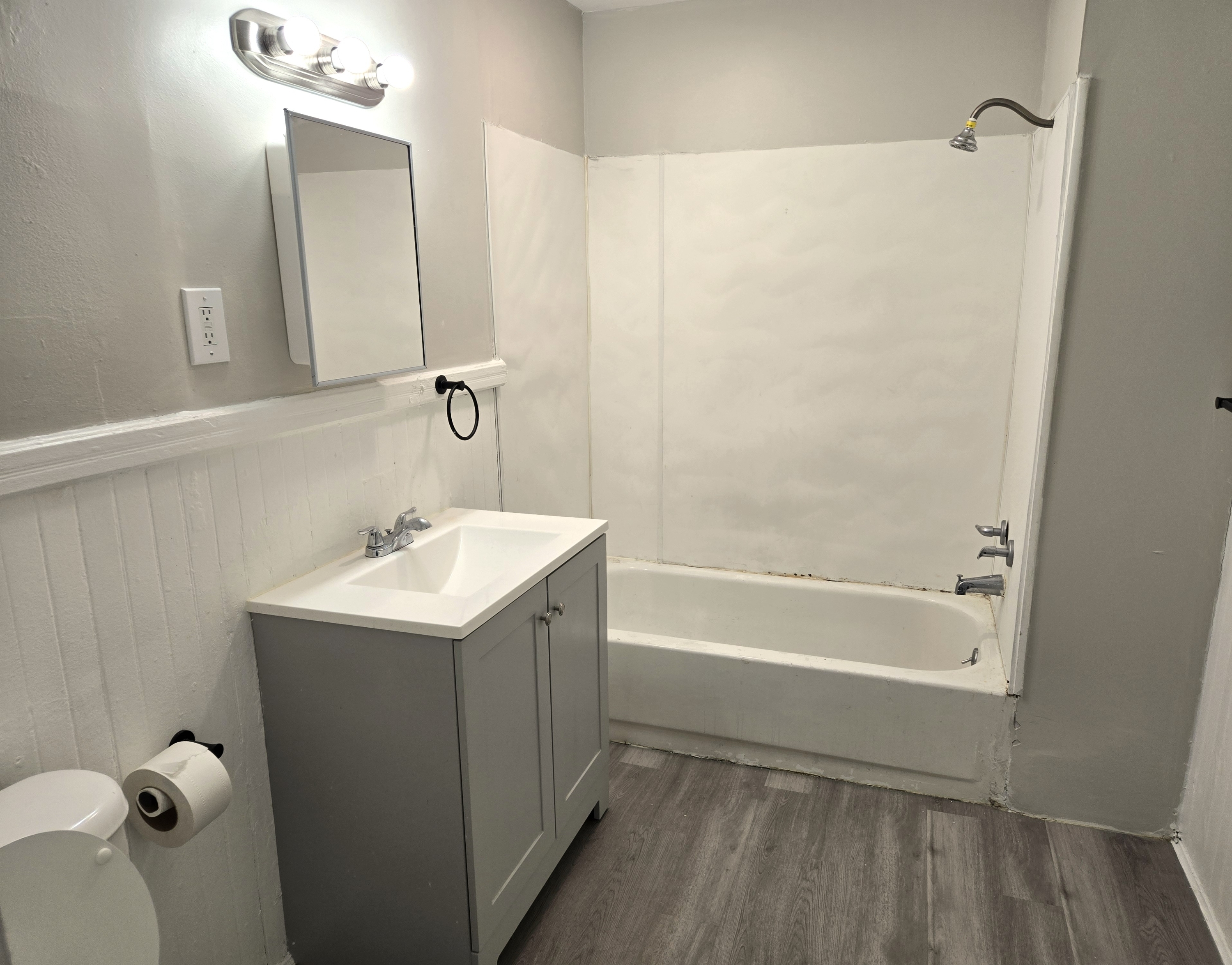 3912 Archwood Ave unit 1 – photo 5