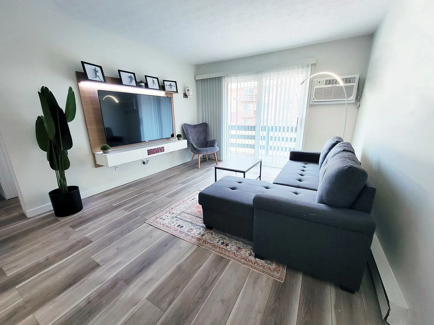 Newly Renovated 1 & 2 Bedroom Apartments in Canton, OH – photo 5