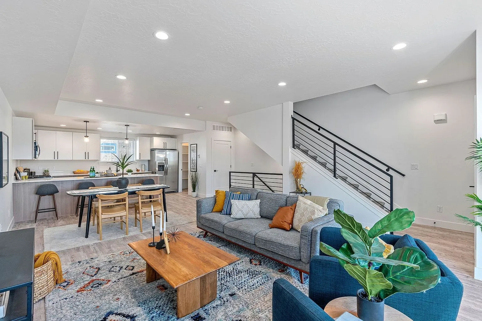Central Heights Townhomes – photo 3
