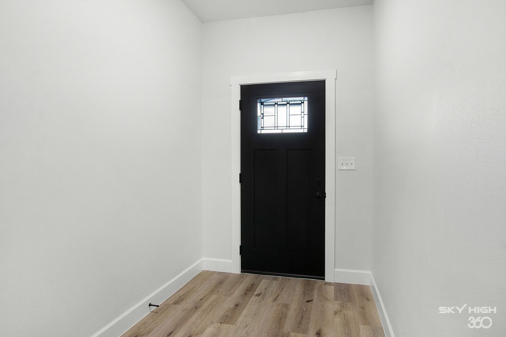 187 W Main St – photo 5