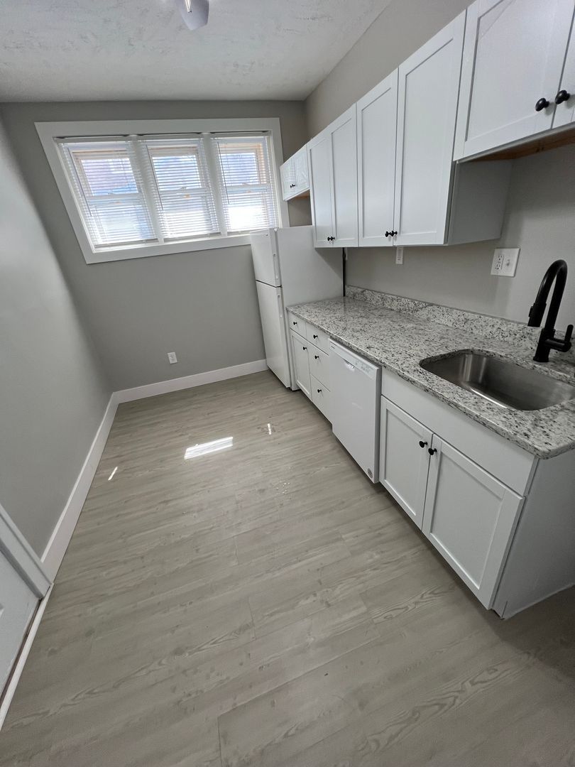 2626 N Moreland Blvd unit 25 – photo 4