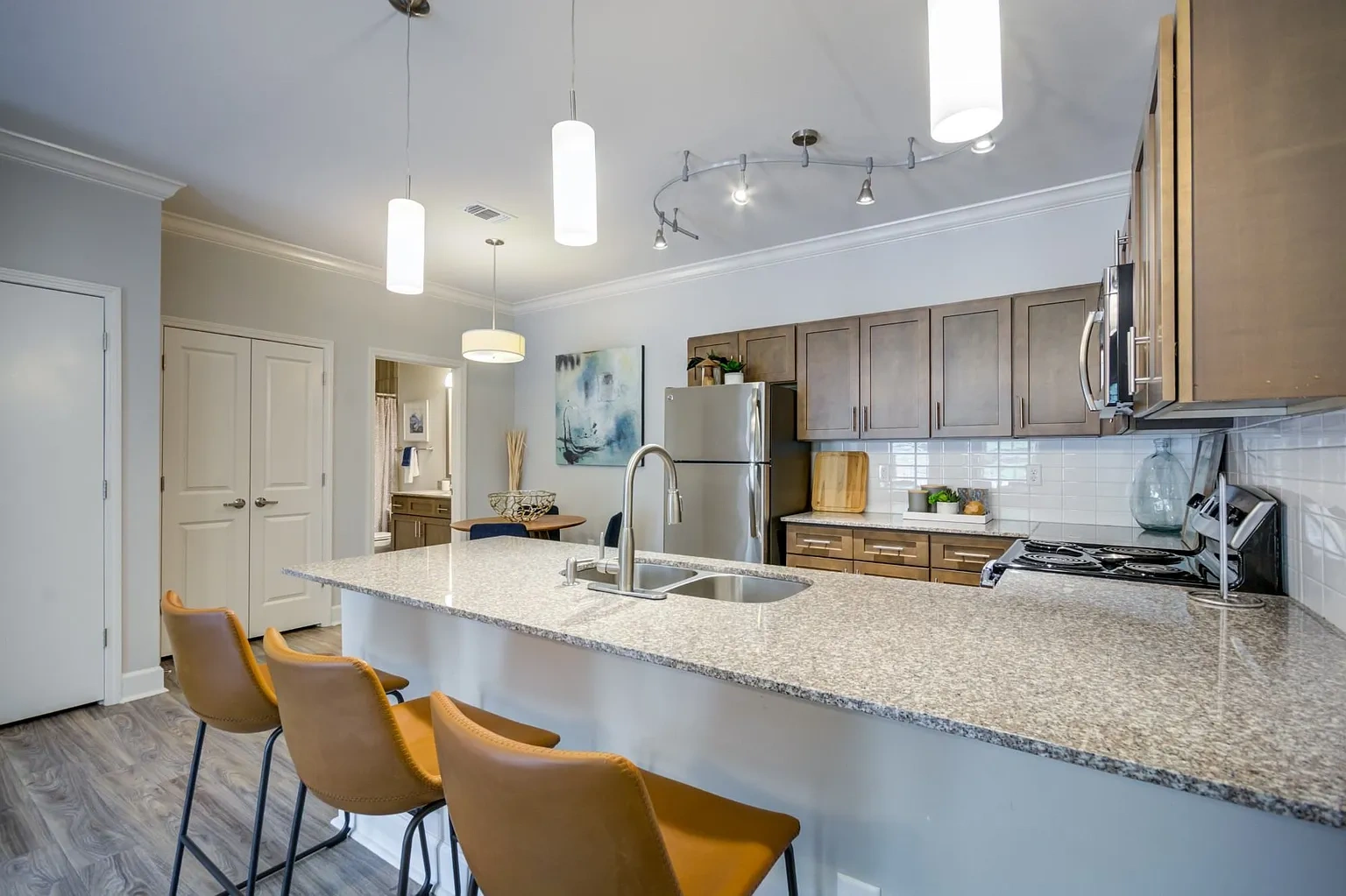 McKenzie Park Apartments – photo 3