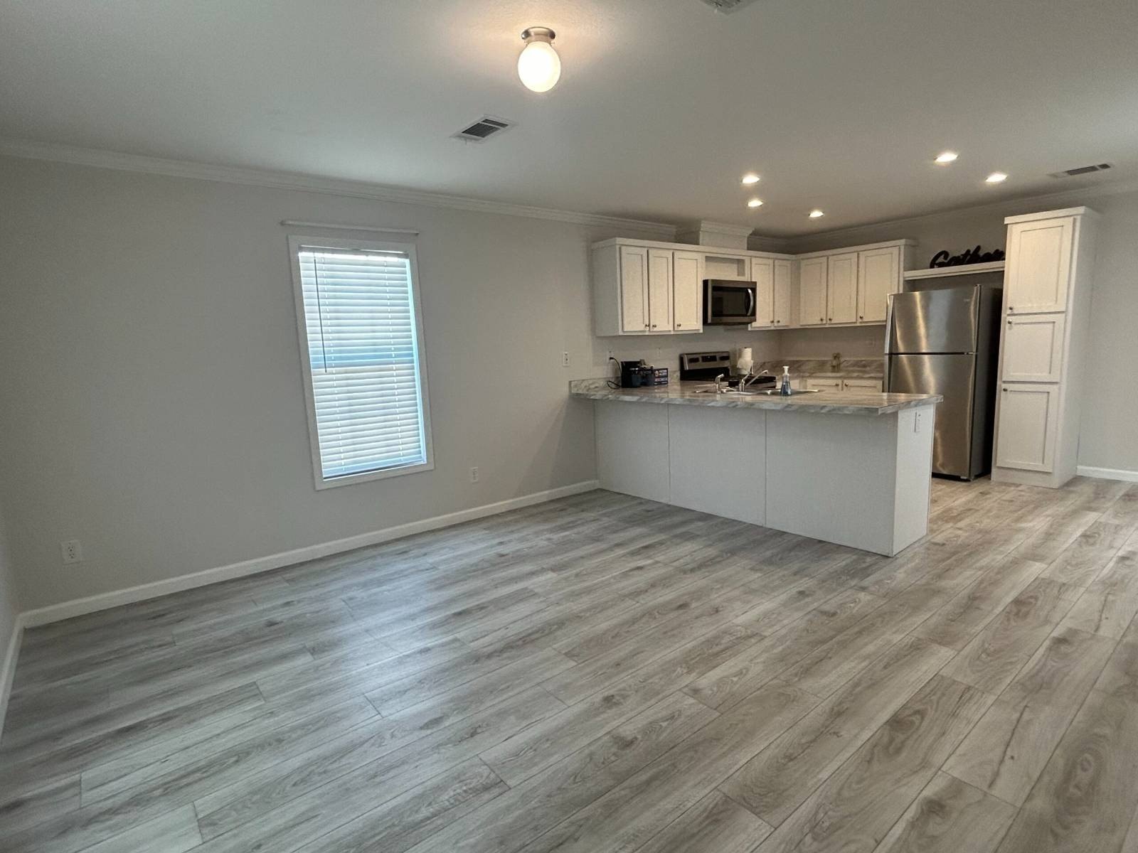 925 301 Blvd E #19 – photo 3