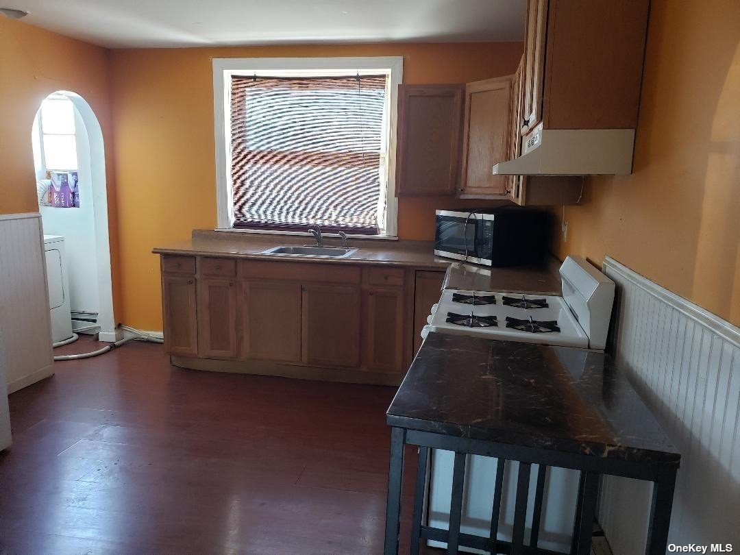 1775 Great Neck Rd – photo 2