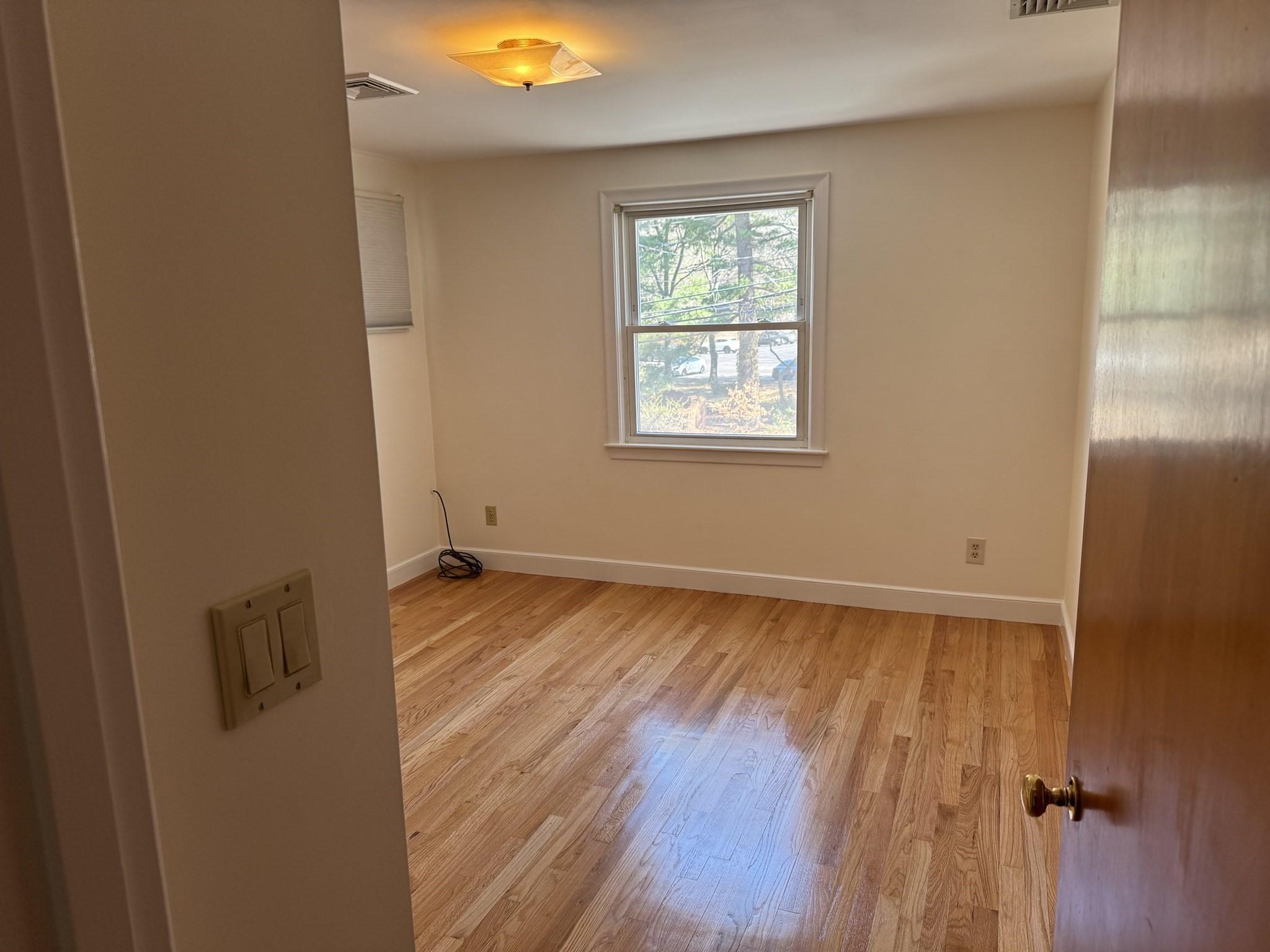 174 Forest St – photo 5